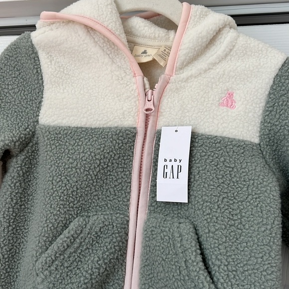 NWT GAP Baby Bunting - Picture 2 of 5